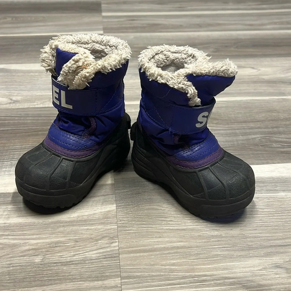 Sorel purple winter boots size 6 - Picture 1 of 10